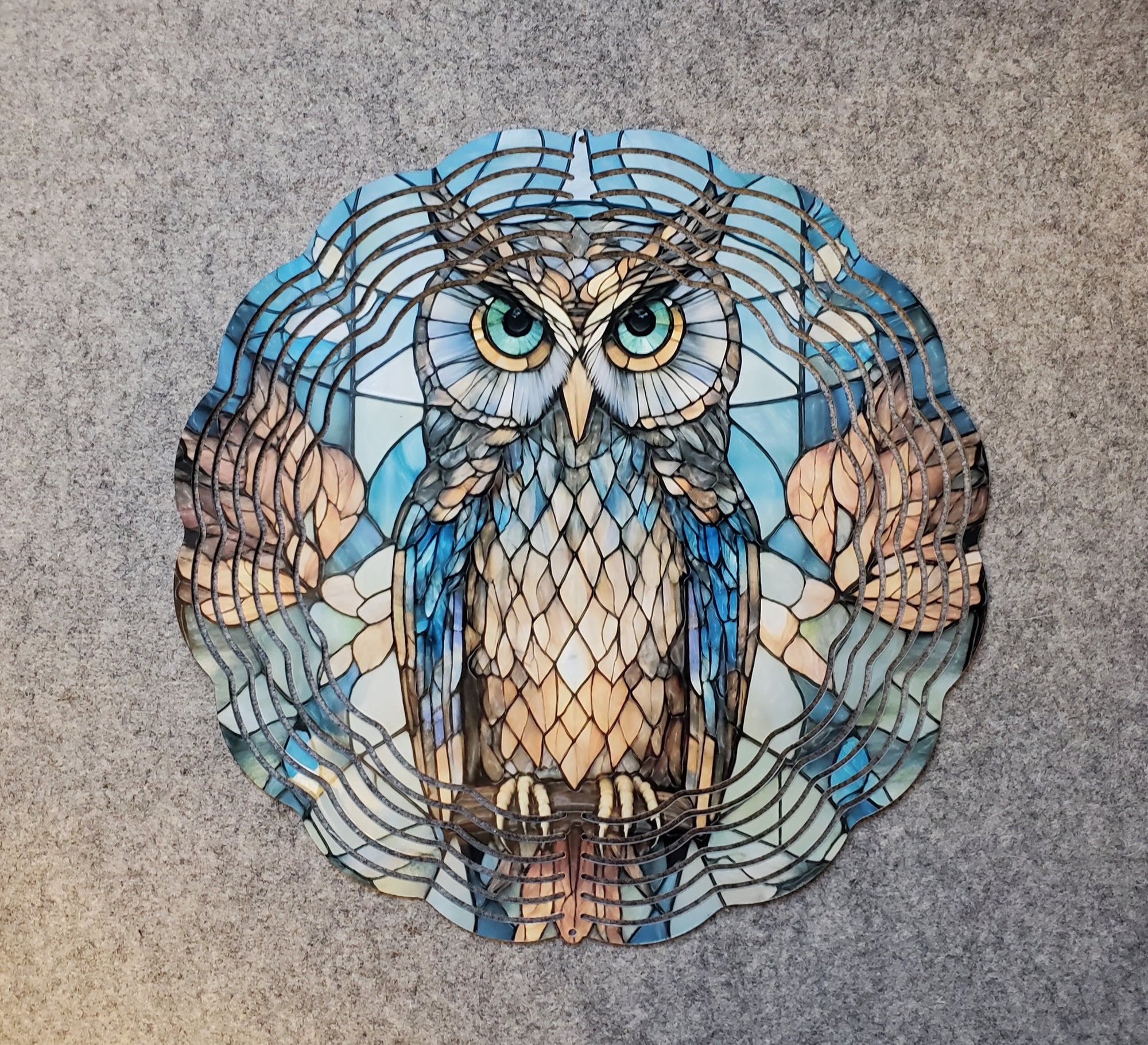 10" Beautiful Owl Wind Spinner